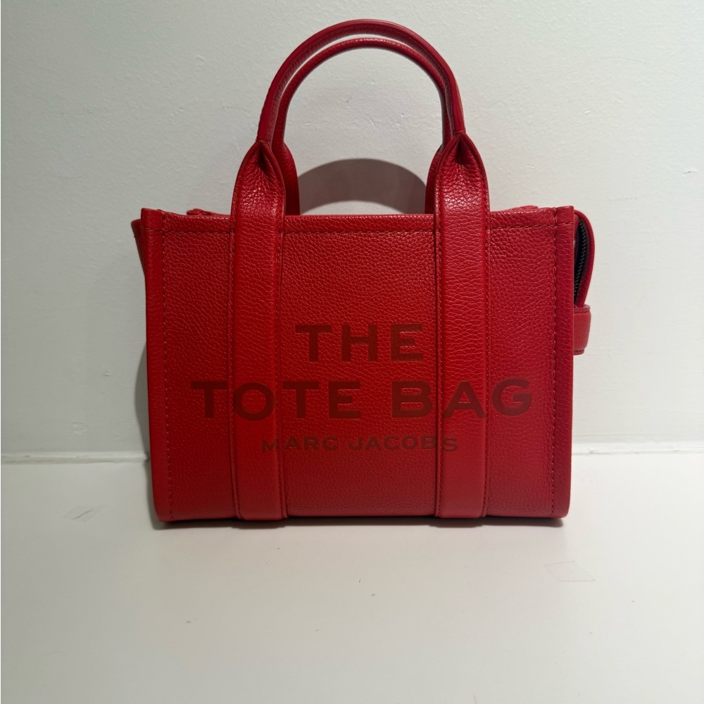 NWT Marc Jacobs The Tote Bag leather small true red